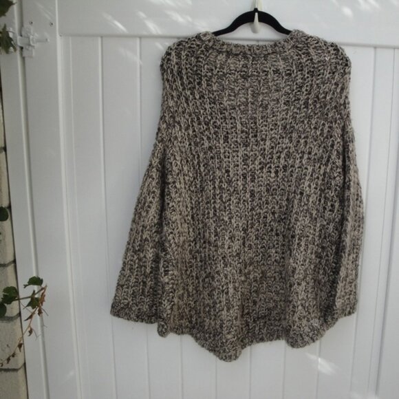 Cecico Sweater Women's Size Med Brown-Cream Preppy Fall Midwest - Picture 3 of 4